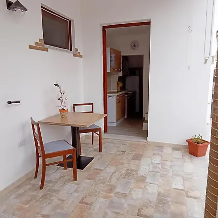 Sa Corte De Peppino - Affittacamere Con Cucinino 3*