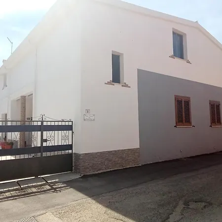 Da Claudio&kevin Con Cucinino Gæstehus